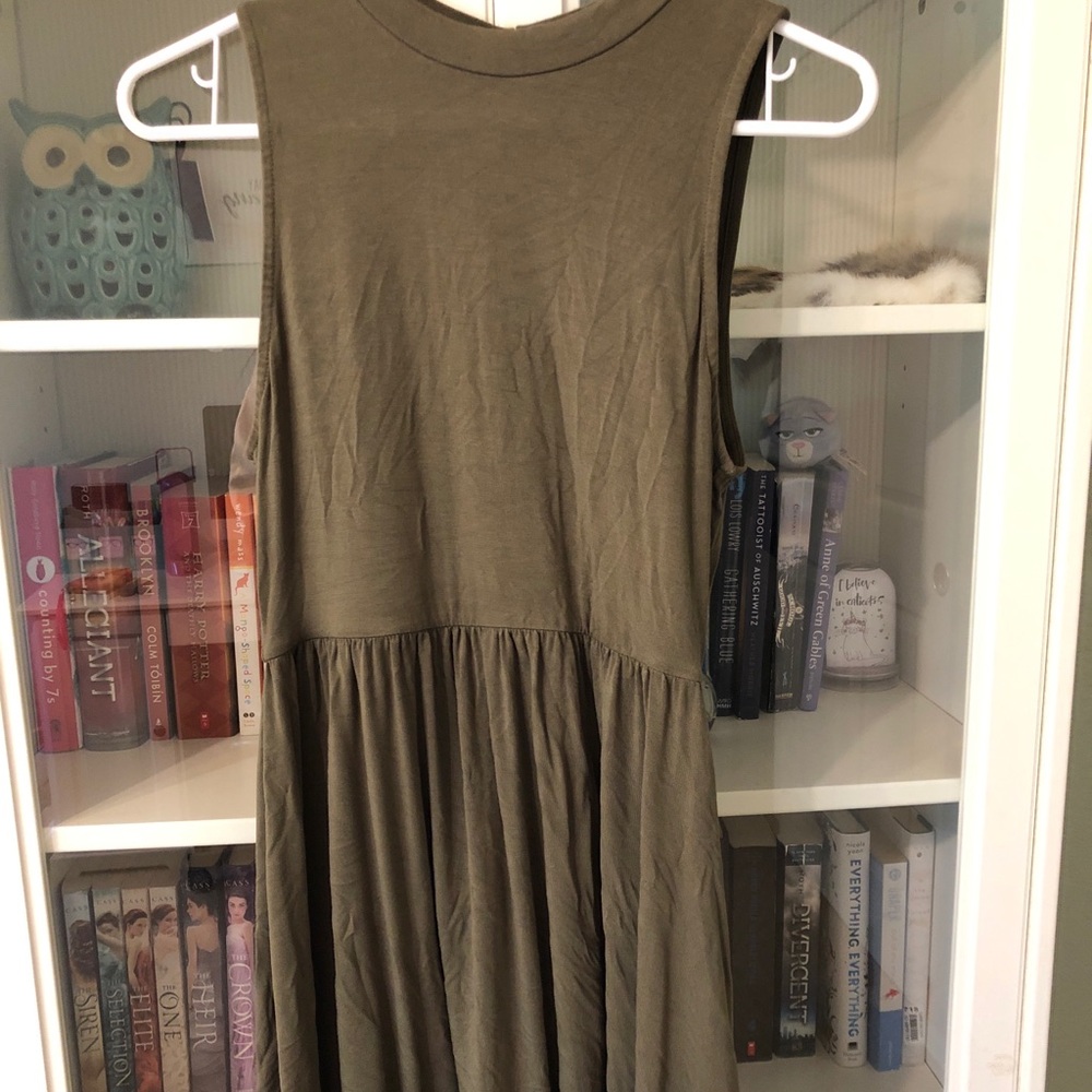 F21 olive green sleeveless dress